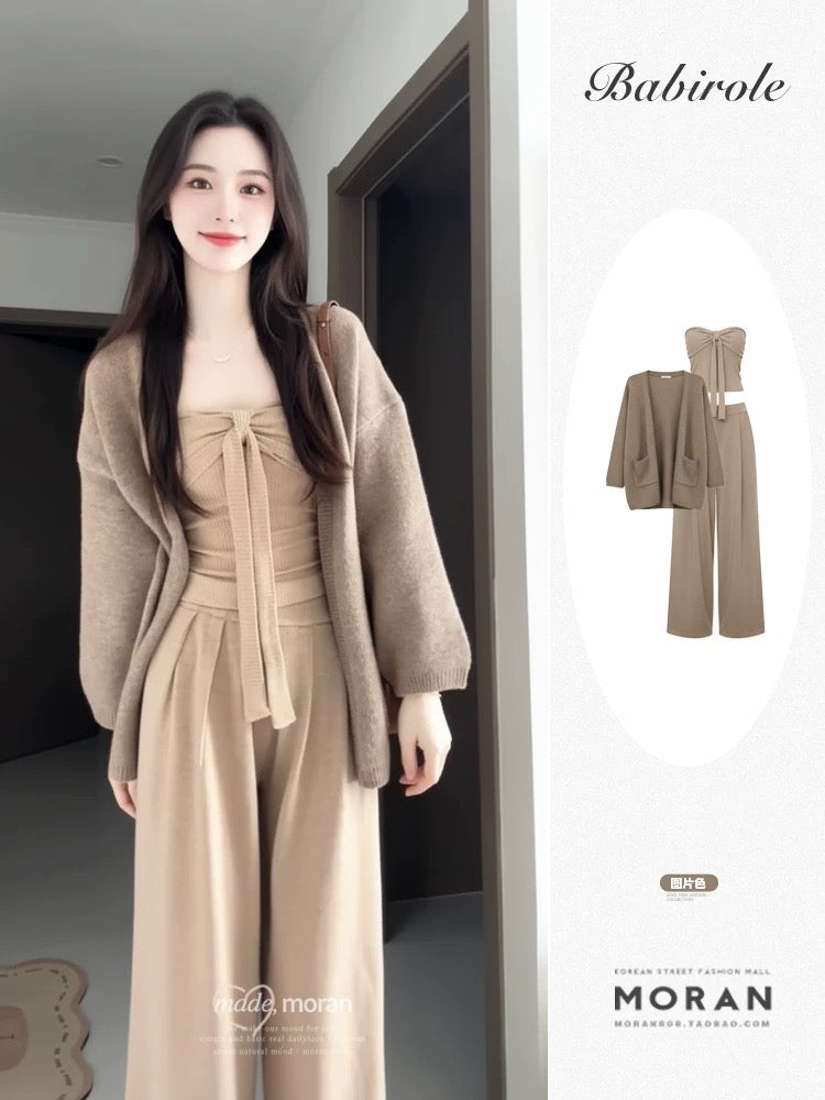 Korean-style alluring three-piece set: sweater, cardigan, knitted cardigan, relaxed and sophisticated strapless top, casual pants.