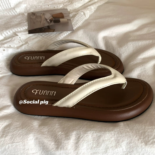 Summer wear as you like~ Korean retro minimalist flip-flops for women, perfect for summer, flat, beach shoes