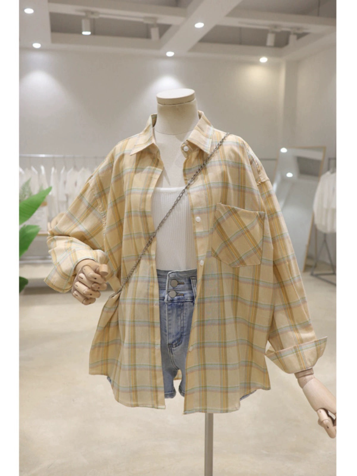 Comfortable and breathable 2024 new summer style versatile loose slim cotton thin long-sleeved plaid shirt for women