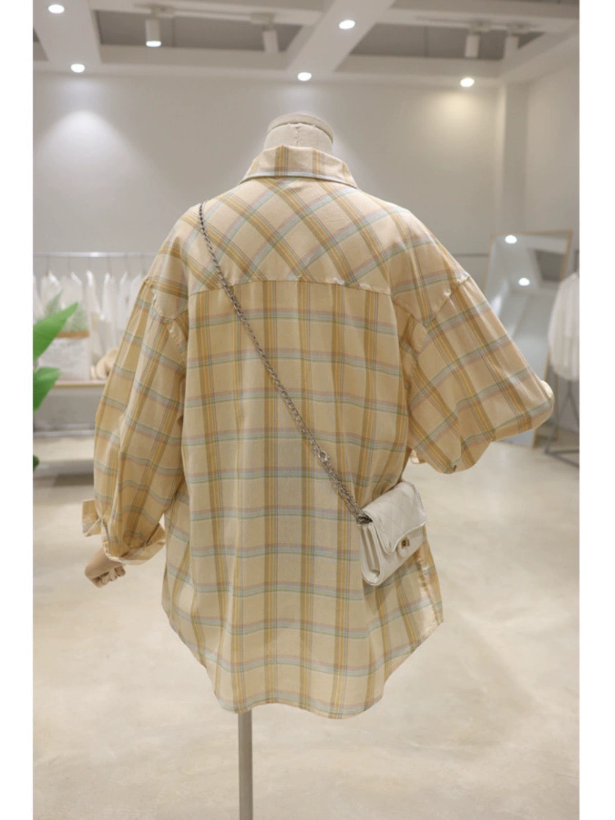 Comfortable and breathable 2024 new summer style versatile loose slim cotton thin long-sleeved plaid shirt for women
