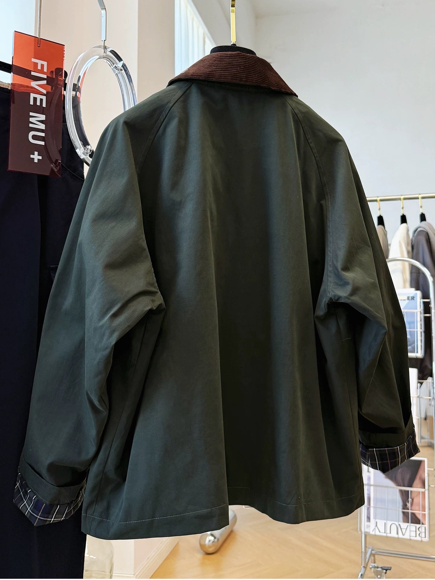 High-end, unique and beautiful Korean style casual workwear jacket for women, lazy style autumn jacket trend