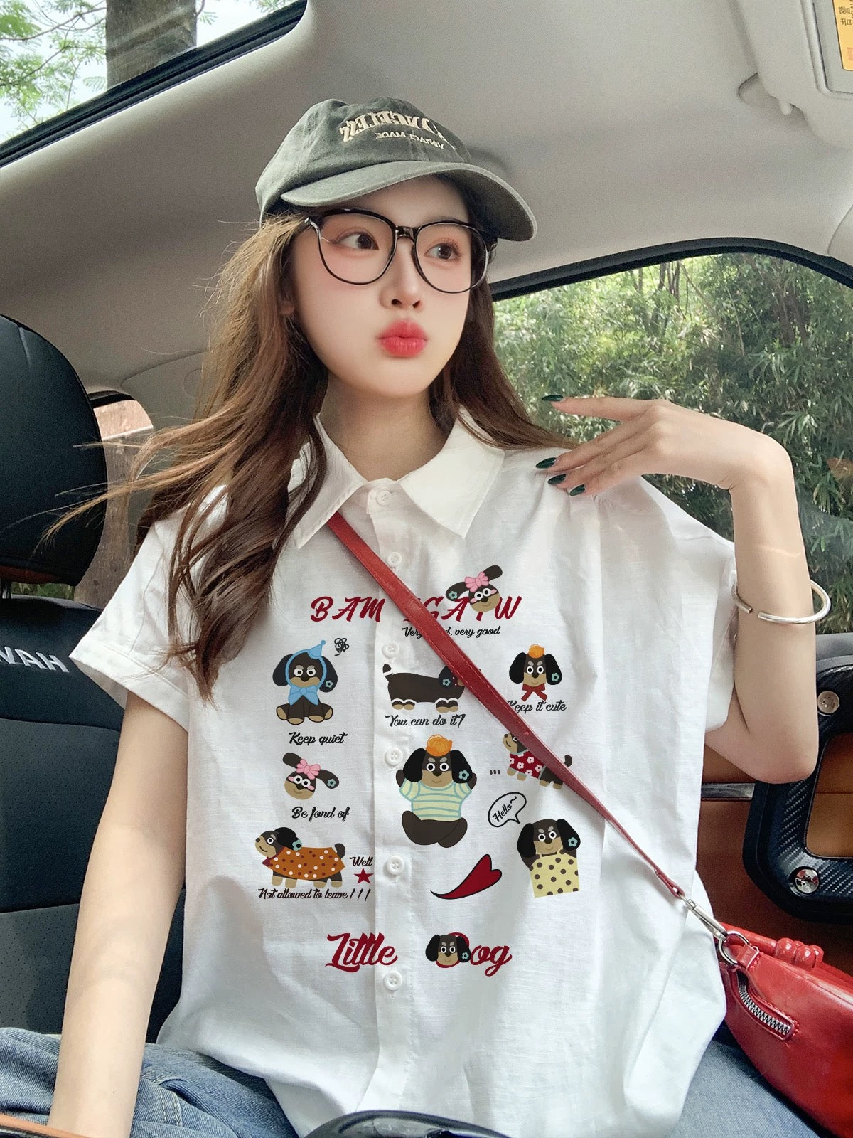 Women's white short-sleeved shirt with flutter sleeves, perfect for summer, loose fit, relaxed style, retro, unique, and youthful look.