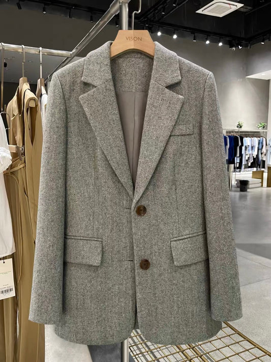 Grey herringbone wool blazer for women, new autumn/winter 2025 style, trendy Korean-style suit jacket.