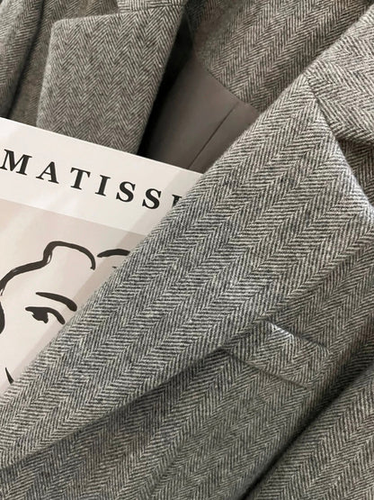 Grey herringbone wool blazer for women, new autumn/winter 2025 style, trendy Korean-style suit jacket.