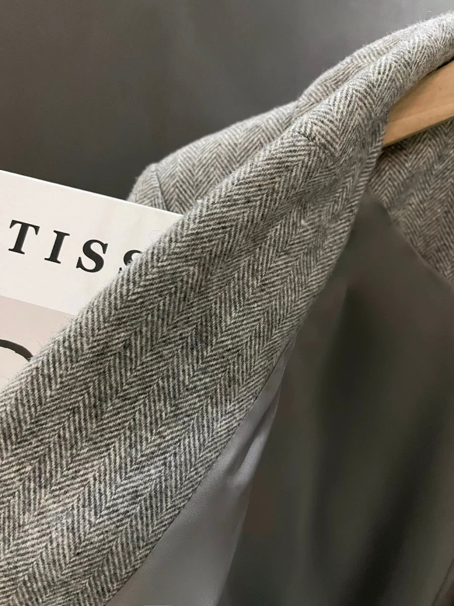 Grey herringbone wool blazer for women, new autumn/winter 2025 style, trendy Korean-style suit jacket.