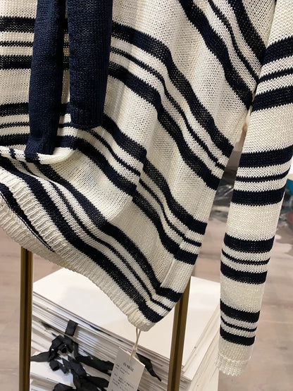 [Xiao Ai stall real shot] Early spring striped shawl sweater women's 2025 new retro loose top