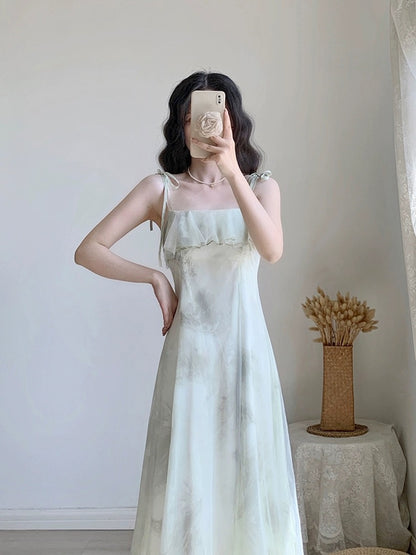Summer 2024 new women's skirt super fairy fairy skirt waist slimming French light luxury suspender dress