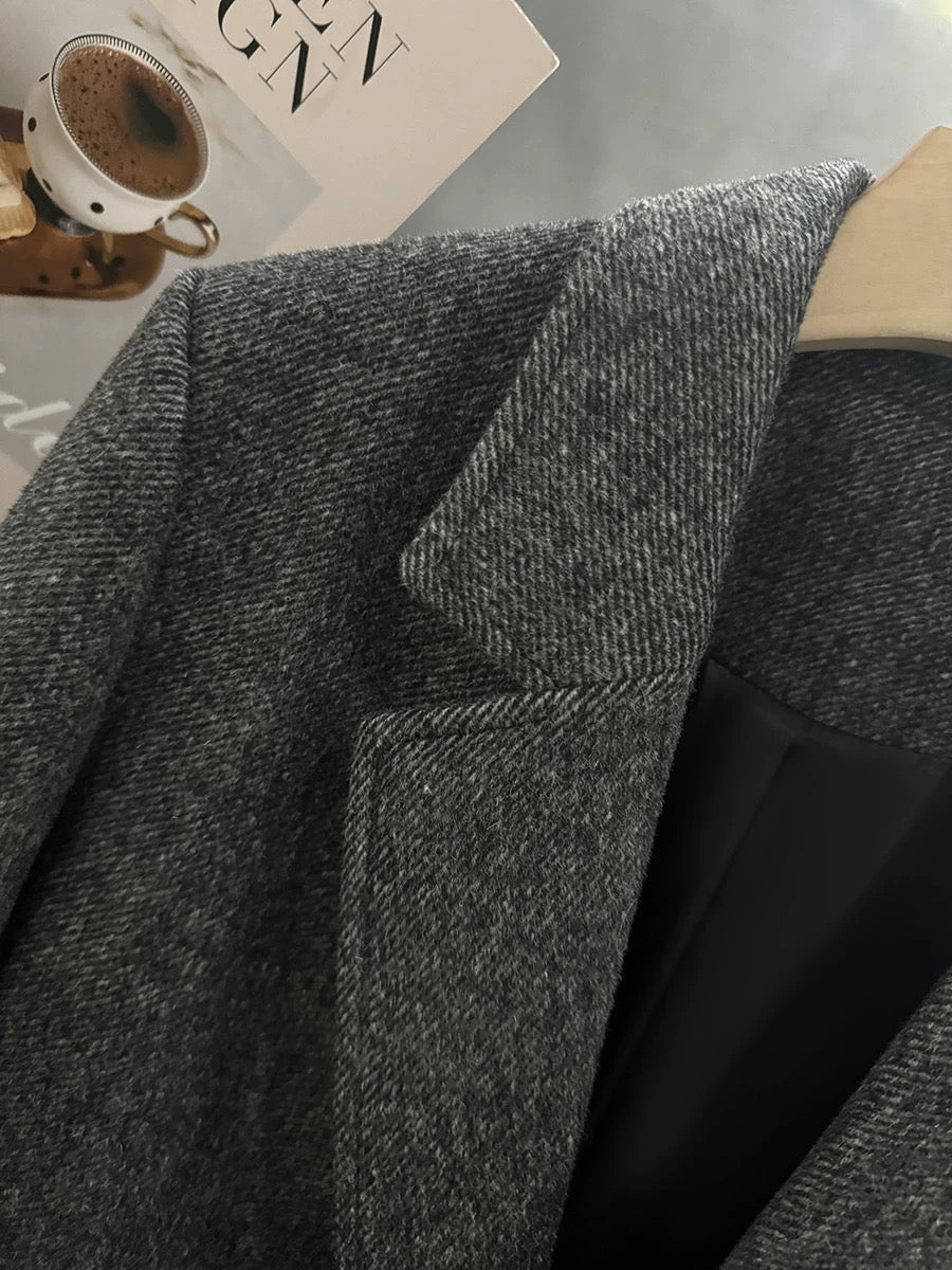 Dark gray retro high-end woolen suit jacket for women, new autumn and winter 2025 style, British fashion formal suit.