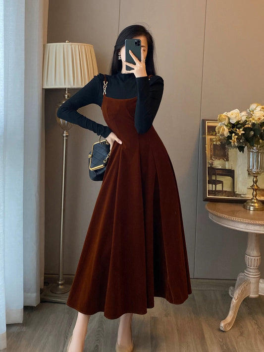 Xiaoxiangfeng two-piece suit women's winter new style French retro high-end brown velvet suspender dress long skirt