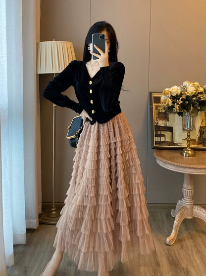 French retro style two-piece suit for women winter new velvet top mesh cake skirt dress
