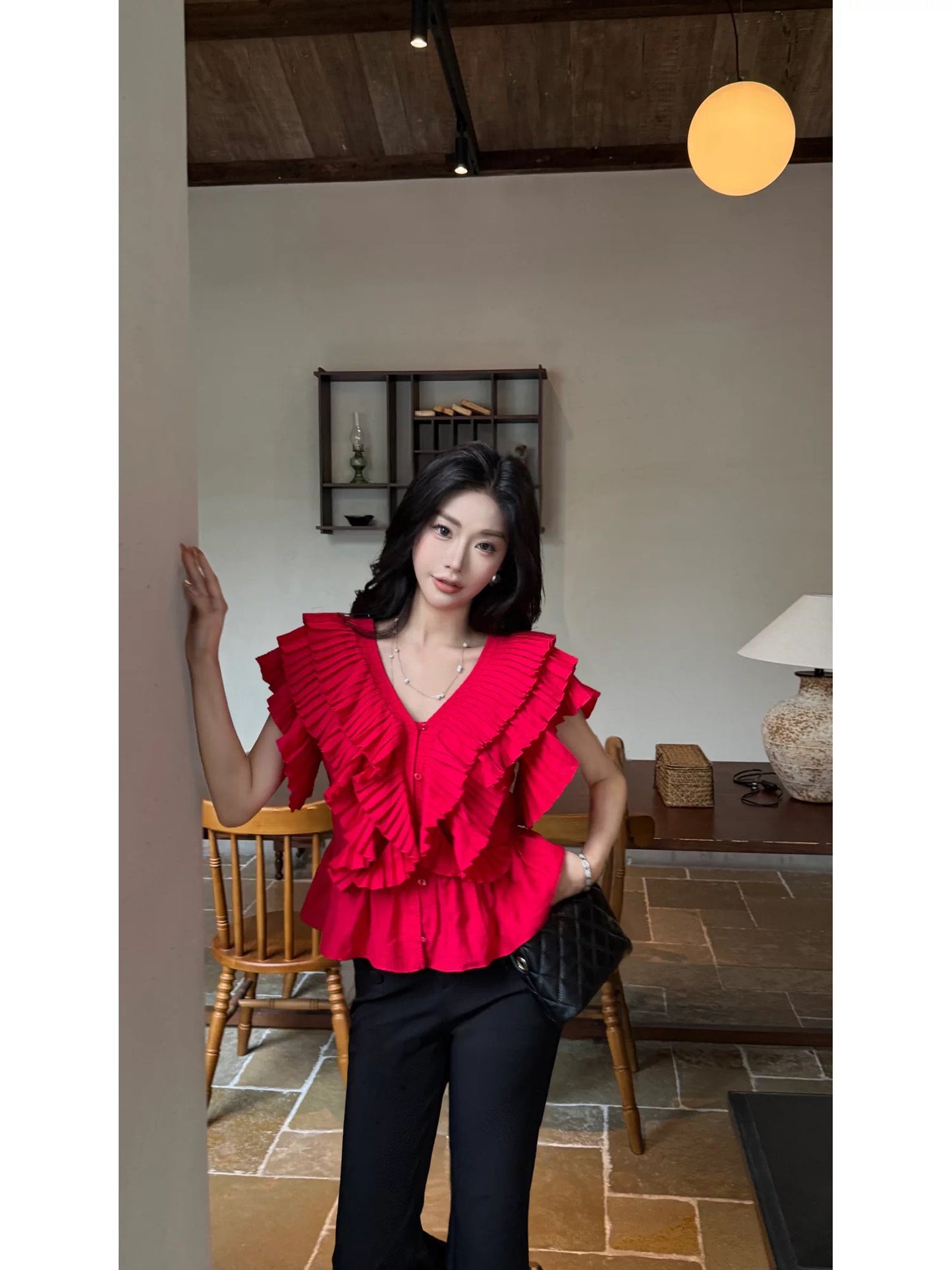 Lida NEW DADADA "Evening Narrative" – Red Ruffled V-Neck Short-Sleeve Top (Waist-Cinching, Slimming, Elegant Style)