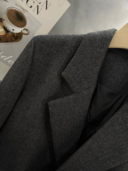 Dark gray twill down-lined woolen suit jacket for women, 2025 new winter style, high-end and fashionable suit.