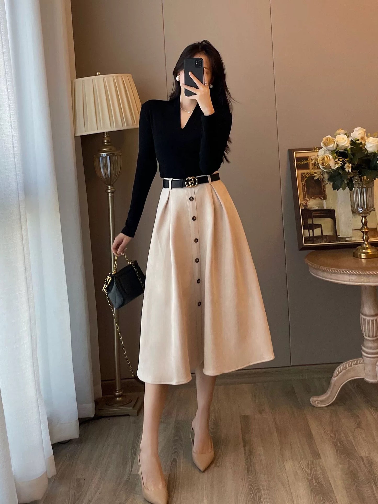 Two-piece suit for women in winter, new style, fashionable French retro bottoming velvet dress, temperament, slimming long skirt