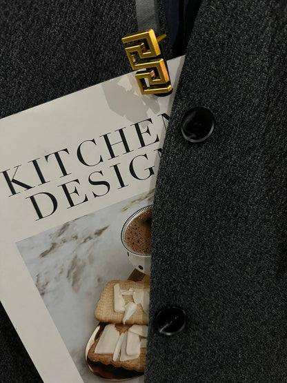 Grey minimalist V-neck slimming woolen suit jacket for women, 2025 new autumn and winter high-end versatile commuter suit.