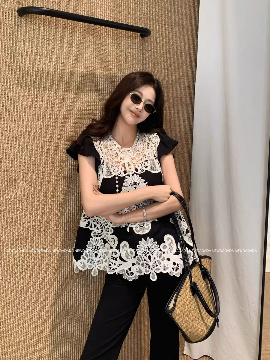 Lida NEW DADADA [Elegant & Graceful] French-style loose lace T-shirt for women – a stylish top featuring a cut-out design.