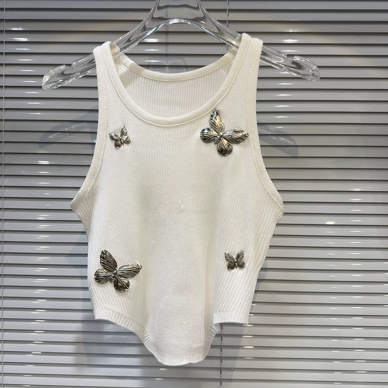 Internet celebrity style 2025 summer new style niche personality sweet and spicy metal big butterfly design knitted camisole vest