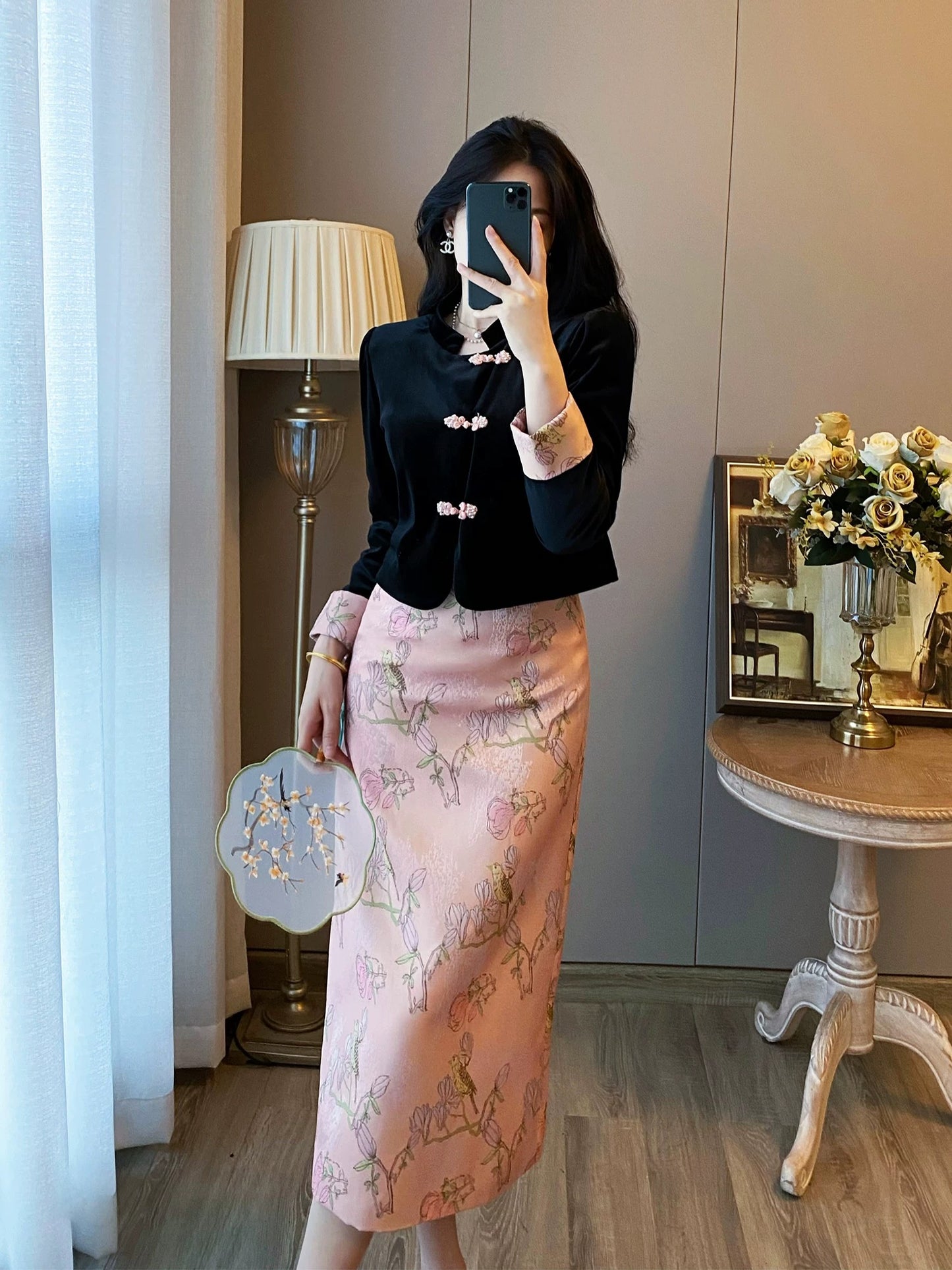 New Chinese style cheongsam buckle top and skirt two-piece suit for women autumn and winter temperament velvet dress long skirt