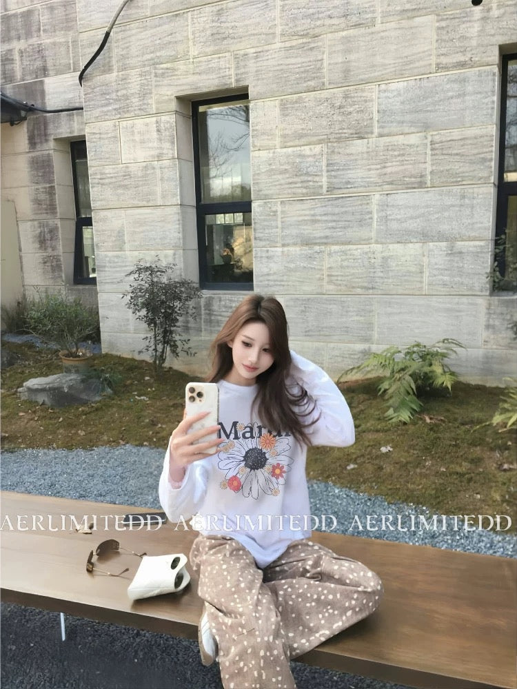 Korean! Md * Spring and summer small daisy round neck long-sleeved T-shirt women's loose thin sun protection shirt top