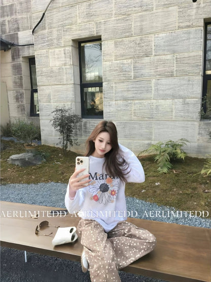 Korean! Md * Spring and summer small daisy round neck long-sleeved T-shirt women's loose thin sun protection shirt top