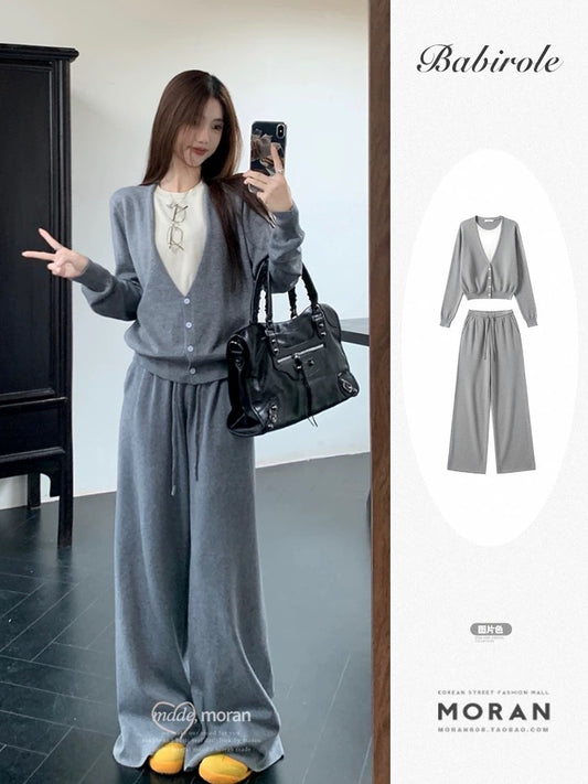 Korean casual sports style suit V-neck fake two-piece long-sleeved sweater women 2025 autumn high waist wide leg pants two-piece suit