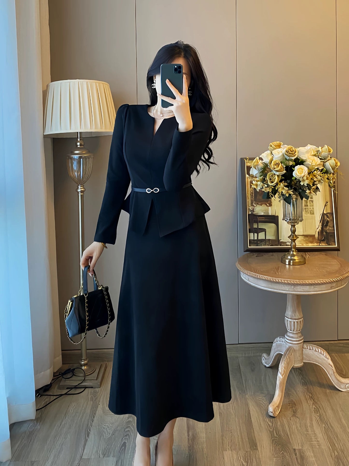 Hepburn style high-end skirt, ladylike two-piece suit, women's 2024 autumn and winter new black dress