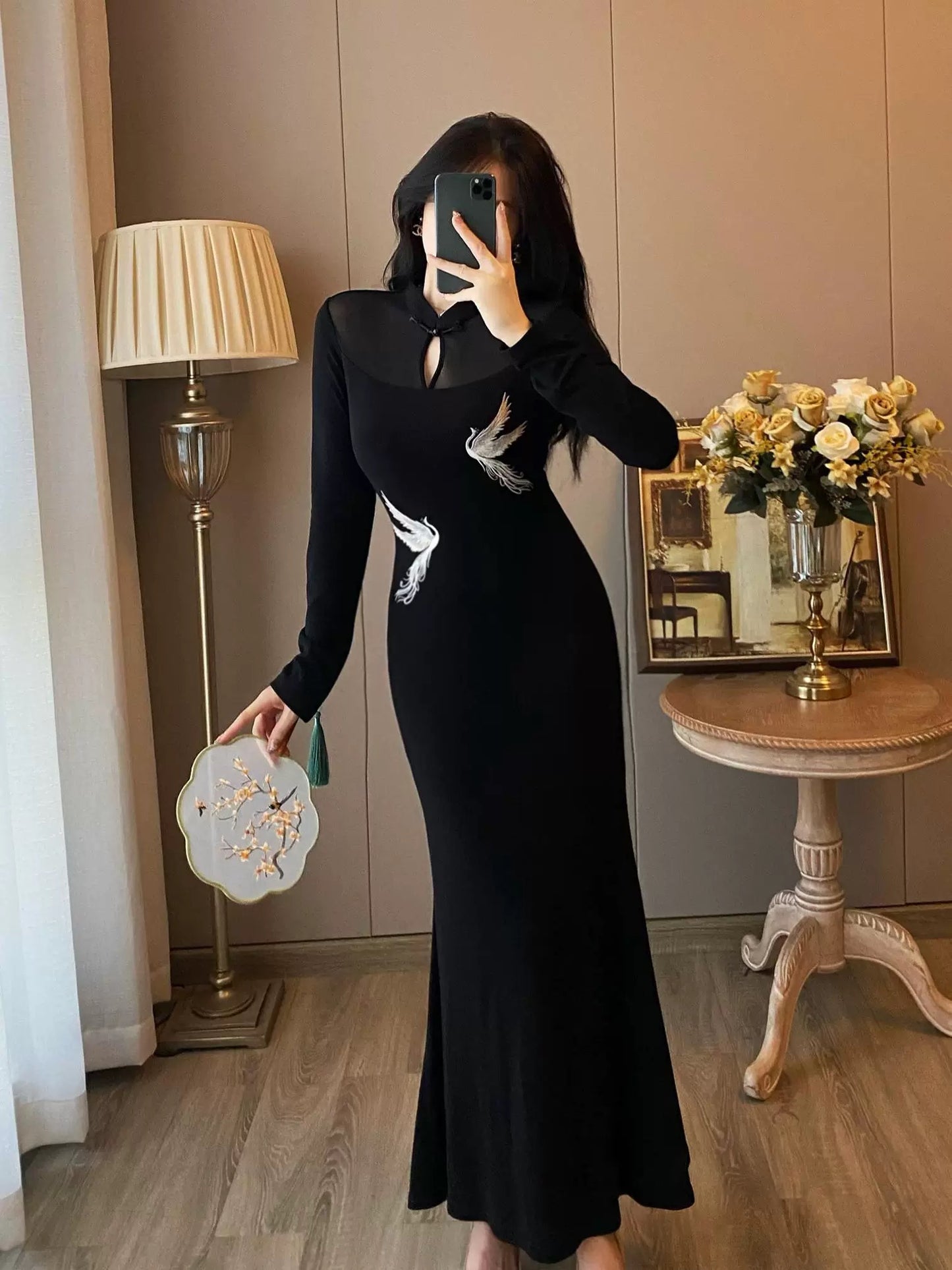 New Chinese style improved cheongsam dress for women 2024 autumn and winter new black knitted skirt temperament fishtail long skirt