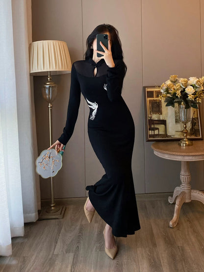 New Chinese style improved cheongsam dress for women 2024 autumn and winter new black knitted skirt temperament fishtail long skirt