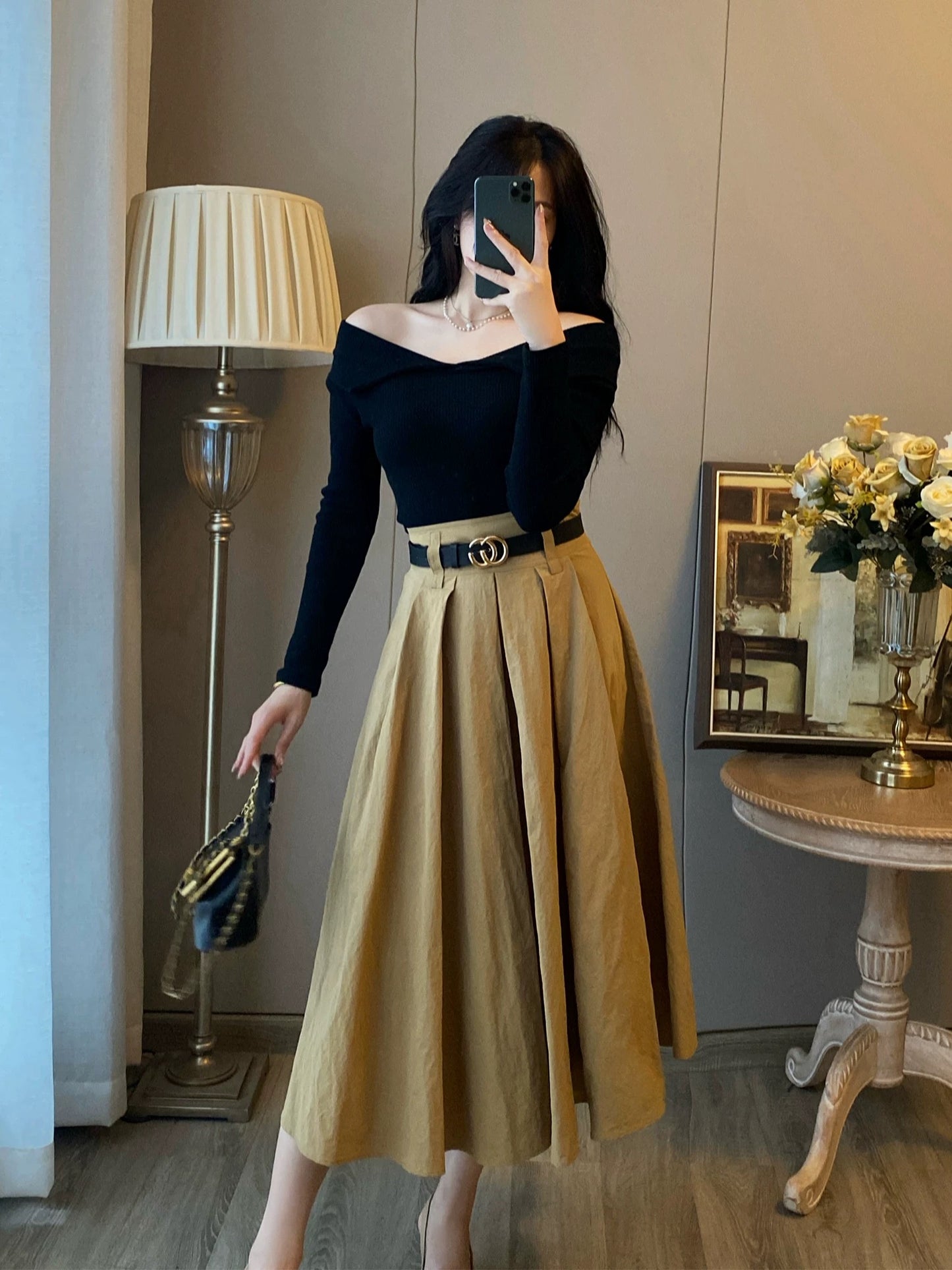 High-end fashionable one-shoulder knitted top and skirt two-piece suit for women's autumn new style temperament dress