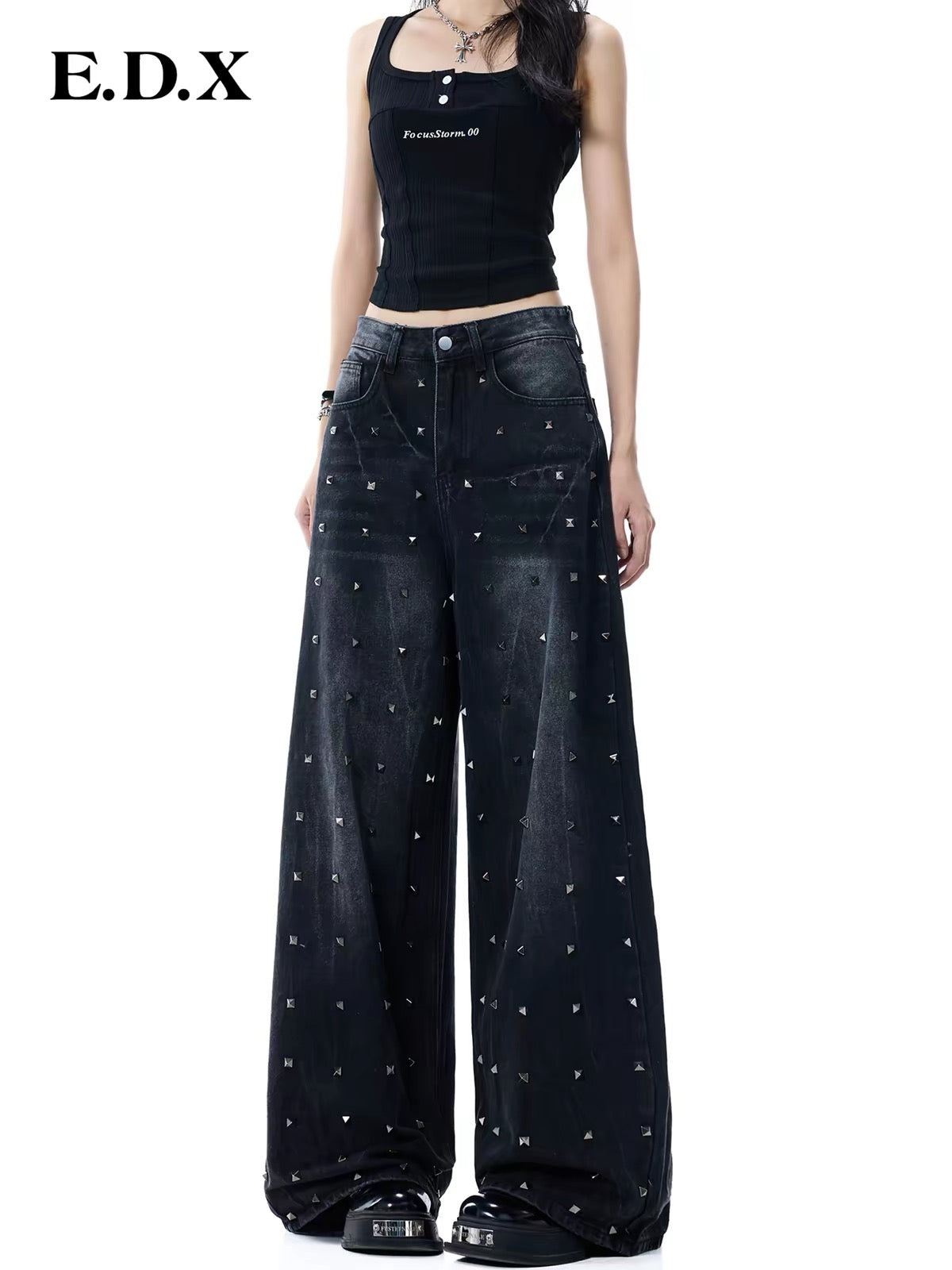 EDX Heavy-Duty Industrial-Style Riveted Wide-Leg Jeans for Women – American Vintage-Inspired, Distressed, High-Waisted, Straight-Leg, Floor-Length Trousers with a Draped Fit