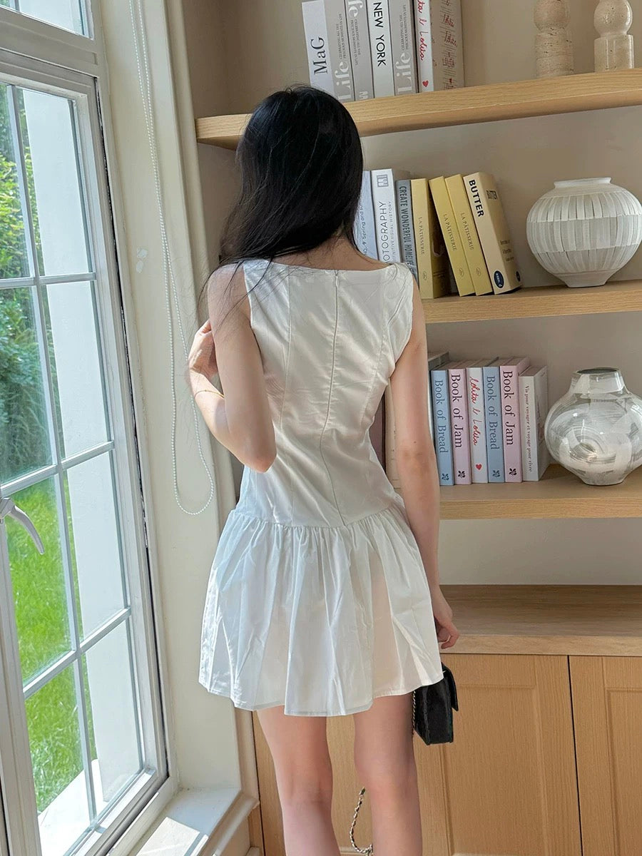 MATOU French Embroidery Waist-cinching A-line Vest Dress, Summer Design, Slimming, Sleeveless White Mini Dress