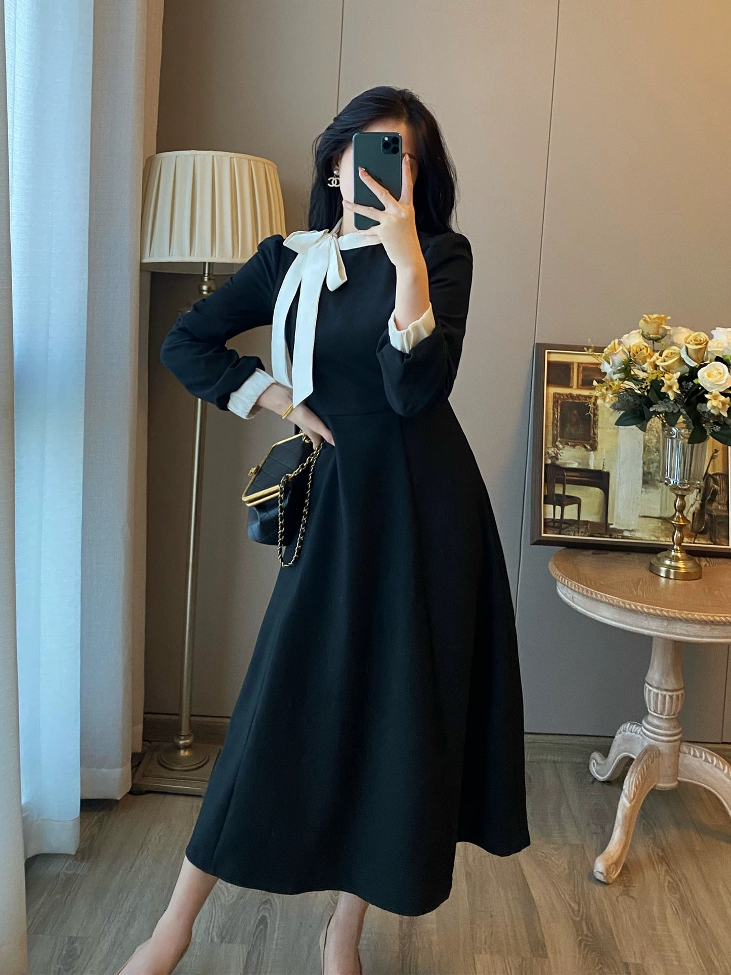 French style small fragrant dress for women in autumn and winter, high-end Hepburn style, black temperament, slim inner wear, long skirt