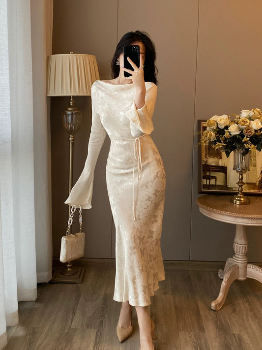 New Chinese style long-sleeved dress for women 2024 autumn new style super good-looking temperament slim retro hip-covering long dress