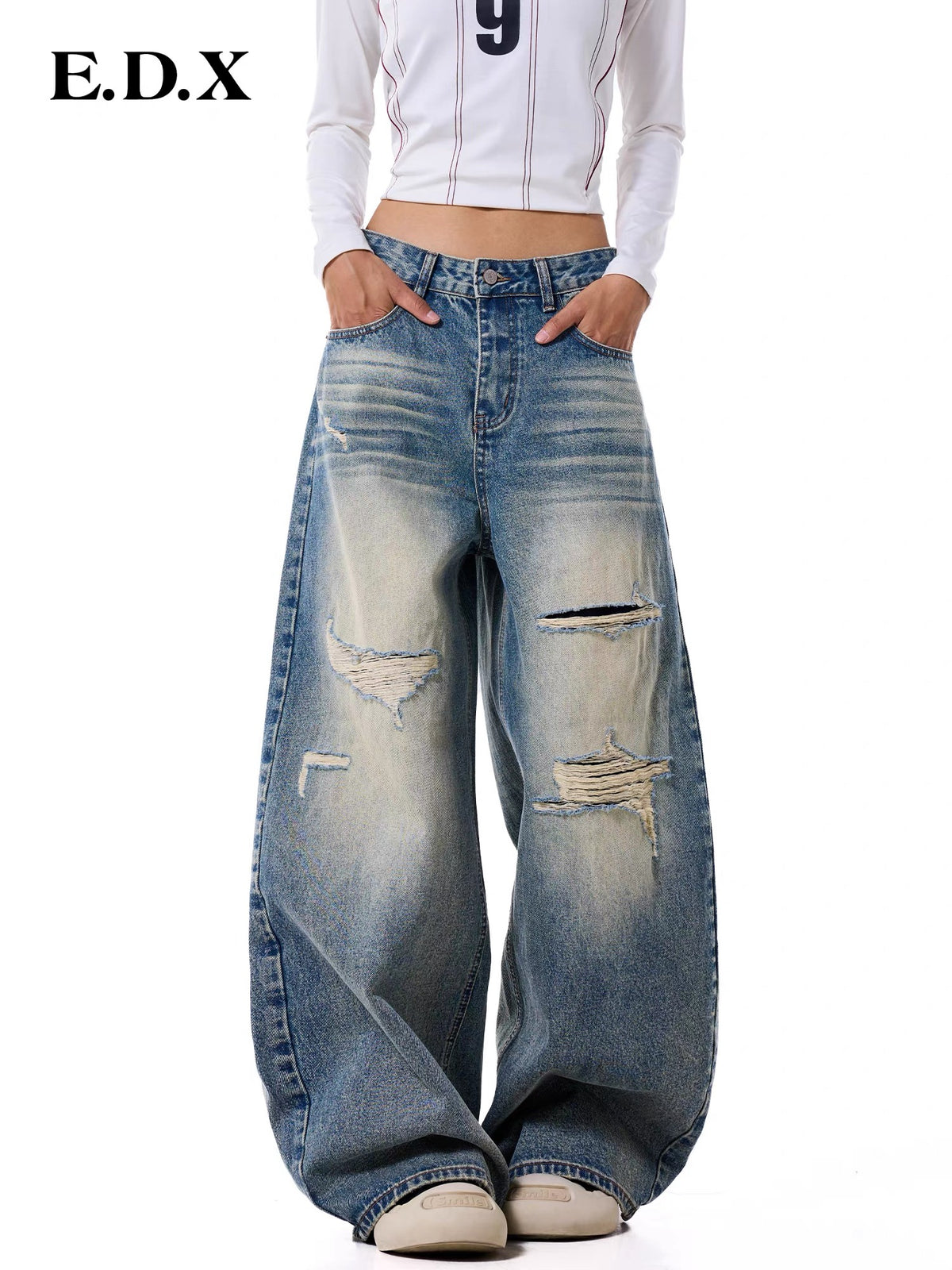 EDX Women’s Faux-Distressed Curved-Seam Wide-Leg Jeans – 2026 Autumn Vintage-Wash Distressed Light Blue Floor-Length Trousers