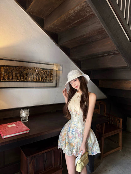 OKMASHOP Alice in Wonderland Halter Neck Dress for Women, Spring/Summer, Designer Print, Resort Style, Slim Waist Dress