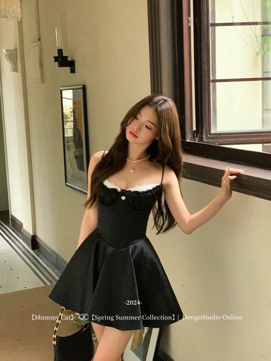 Mummy Cat Lays Eggs Black pleated exquisite daughter's birthday party light dress suspender short dress