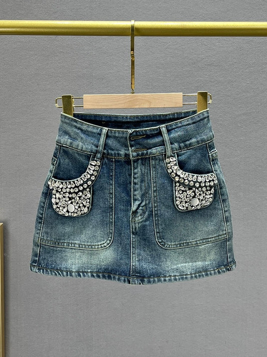 Diamond-encrusted denim skirt for women, trendy 2024 new summer high-waisted slim fit ins European hip-hugging short skirt