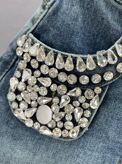 Diamond-encrusted denim skirt for women, trendy 2024 new summer high-waisted slim fit ins European hip-hugging short skirt