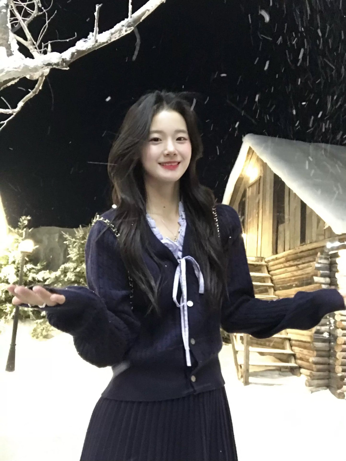 Korean chic atmosphere early autumn outfit suit long-sleeved knitted cardigan top skirt rich daughter two-piece suit