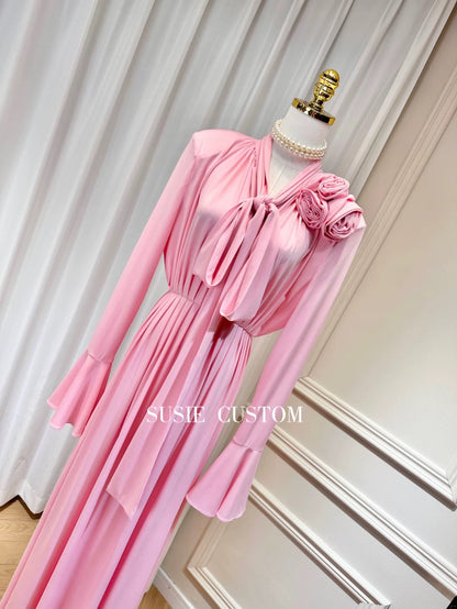 High-end design, hollow collar, shoulder pads, three-dimensional flower scarf, waist-cinching straps, high slit, wide hem long skirt