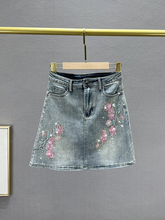 Embroidered denim skirt for women 2023 summer new high-waist slim ins versatile hot diamond a-line skirt short skirt trendy