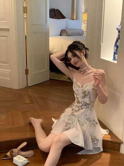Lienni new waist slimming sleeveless V-neck temperament sexy butterfly embroidered sequin suspender dress women summer