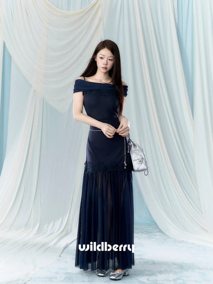 A beautiful off-shoulder, fitted waist dress with a hint of wild berries – a super cute and alluring long dress perfect for spring!
