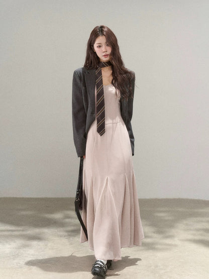 A Little Wild Berry French-Style Slip Dress for Women, Spring 2026 New Arrival, Slim Fit, Fashionable and Elegant Sleeveless Long Dress