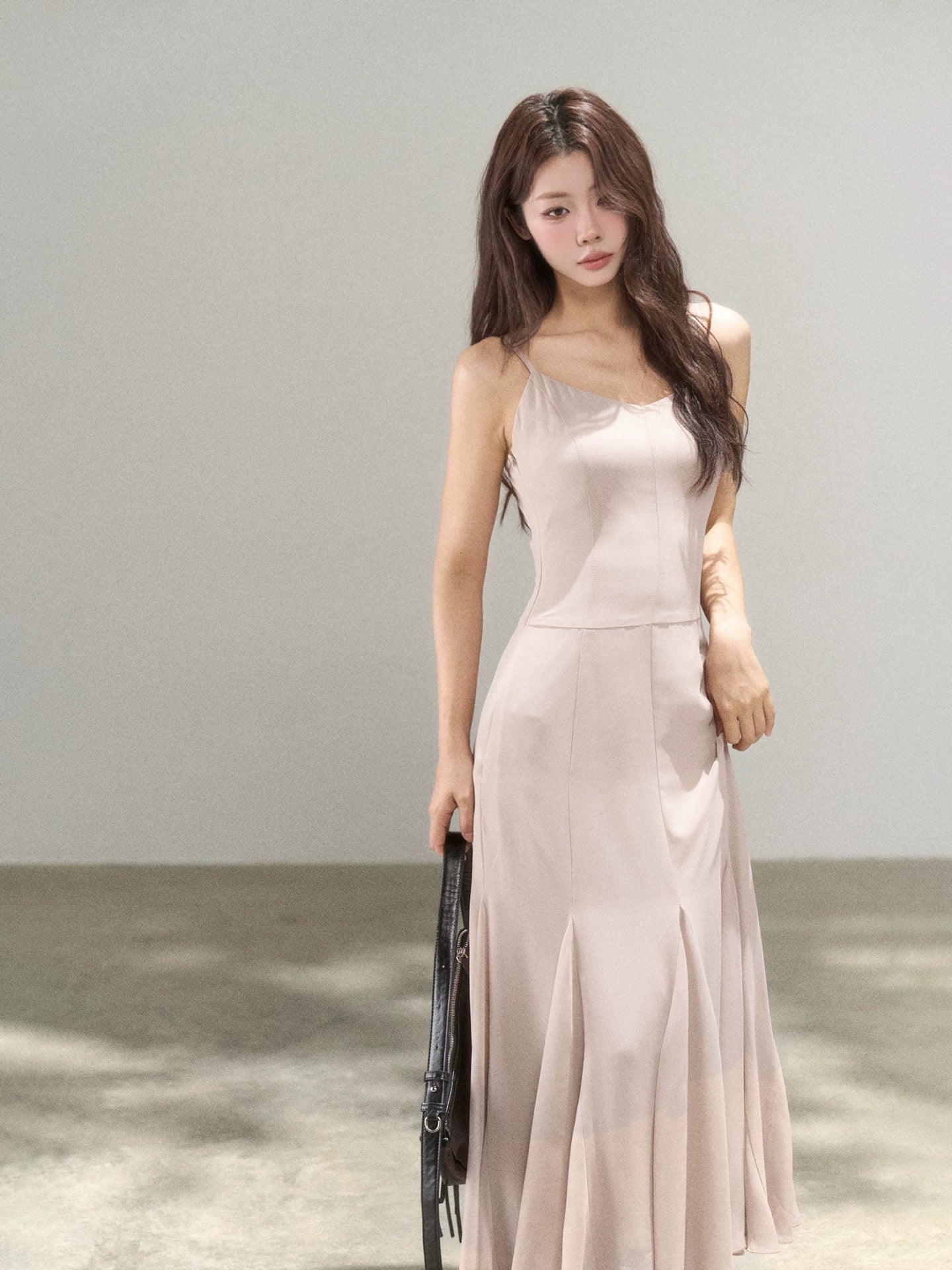 A Little Wild Berry French-Style Slip Dress for Women, Spring 2026 New Arrival, Slim Fit, Fashionable and Elegant Sleeveless Long Dress