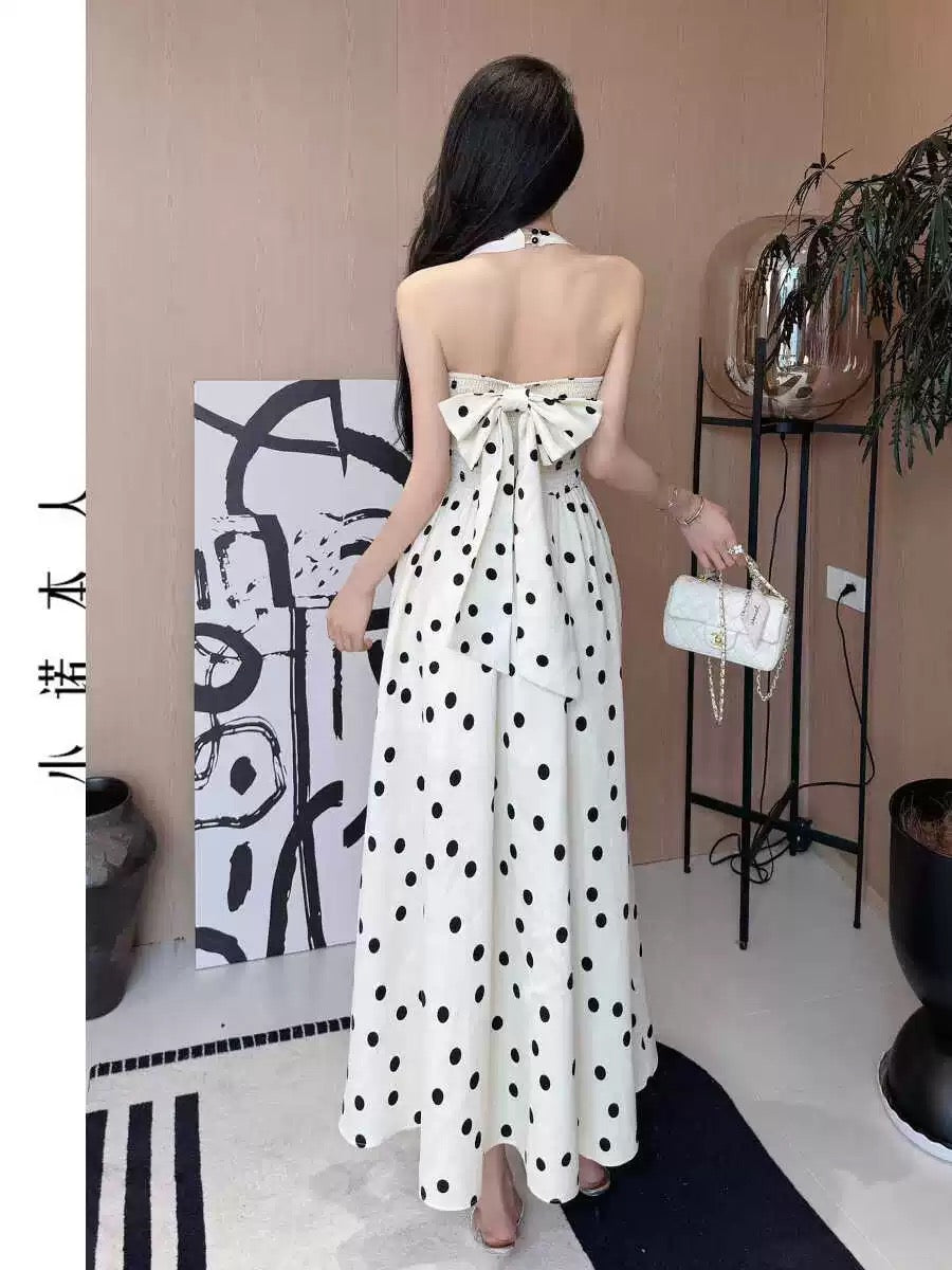 Xiaonuo's own v-neck halter dress polka-dot backless large swing skirt for vacation, stunning temperament, waist-cinching long skirt 2494