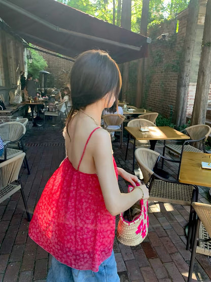 Stylish & distinctive sleeveless top for women (2026 new arrival): a lace and chiffon camisole perfect for petite figures—ideal for trendy, bold summer outfits.
