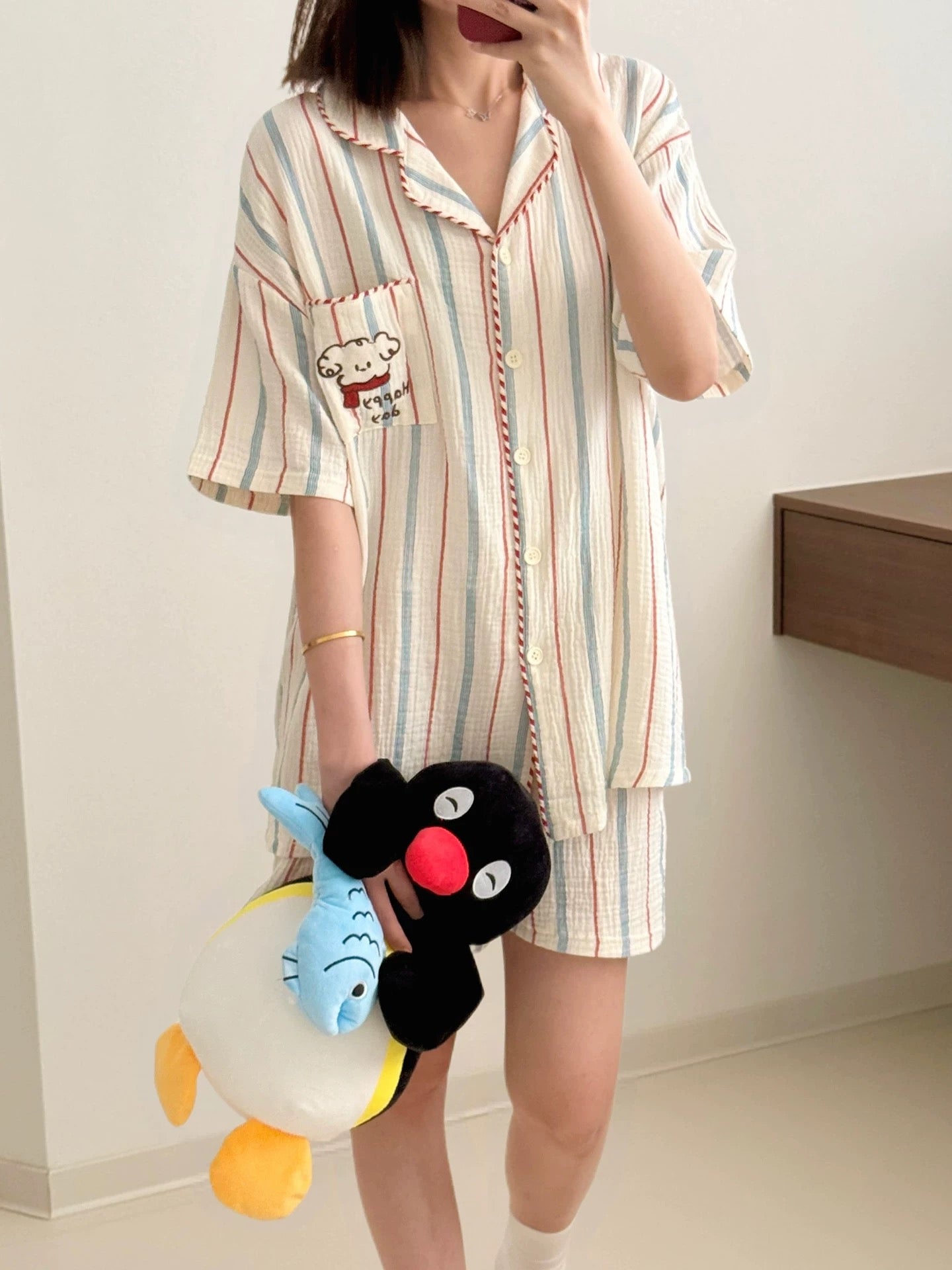 Spring and summer double-layer yarn short-sleeved pajamas women's loose simple Japanese striped curly puppy print home clothes suit