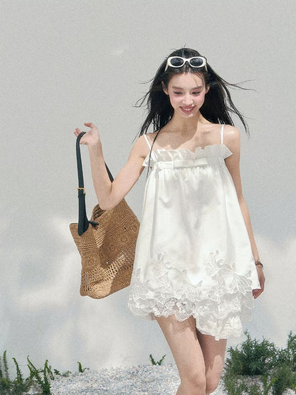 AOMALM's "Summer Like a Bouquet" Off-Shoulder French-Style Lace T-Shirt for Women, Early Spring Babydoll Style