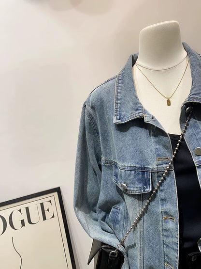 Exquisite embellishment ~ Spring and autumn new Korean style design hem lace stitching colorful button denim jacket