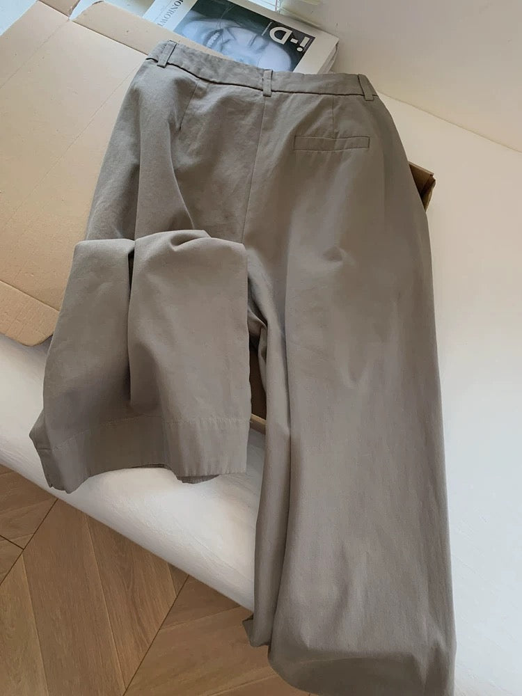 High-end gray casual workwear suit wide-leg pants, loose boyfriend style, relaxed feel, petite women's trousers.